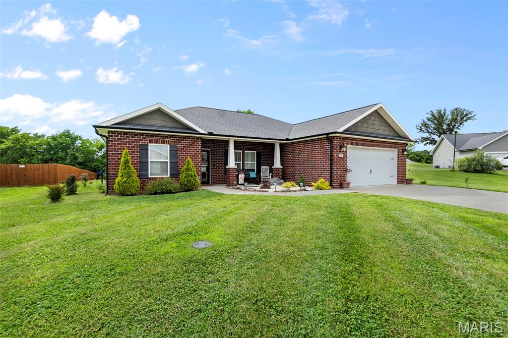 351 Sassenach Drive Property Photo 2