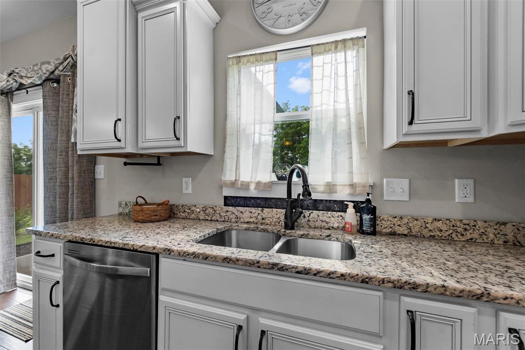 351 Sassenach Drive Property Photo 10