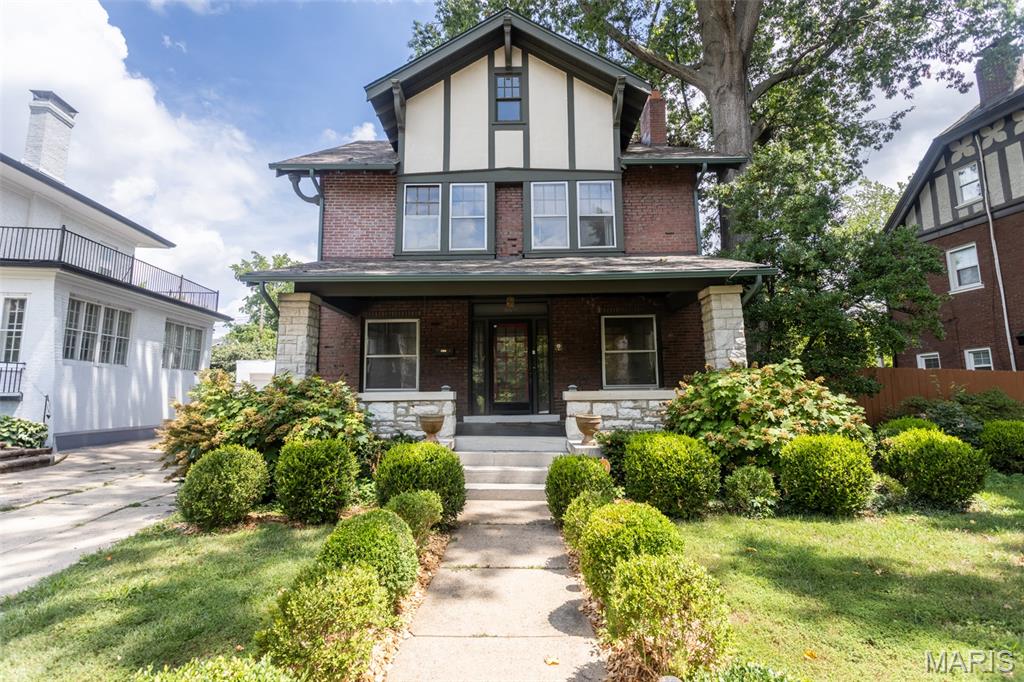 6911 Columbia Avenue Property Photo 1