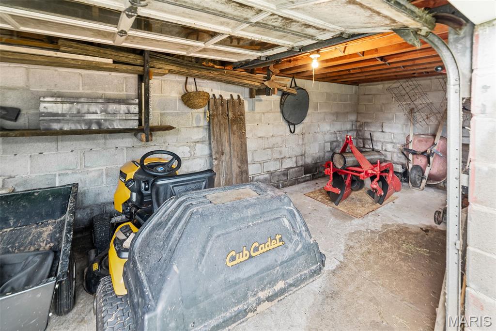 3200 Ridgeway Avenue Property Photo 12