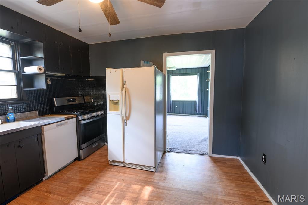2815 Brown Street Property Photo 4