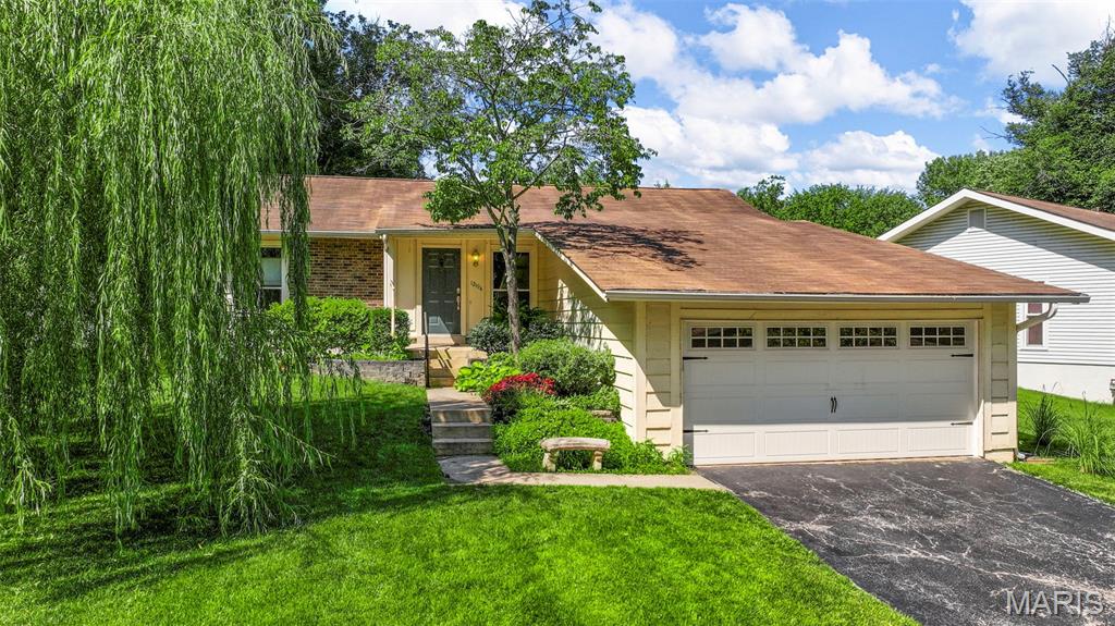 12194 Nettlewood Court Property Photo 1