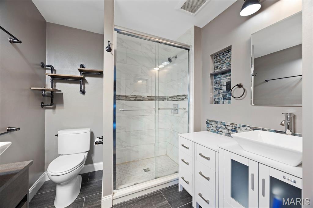 12194 Nettlewood Court Property Photo 21