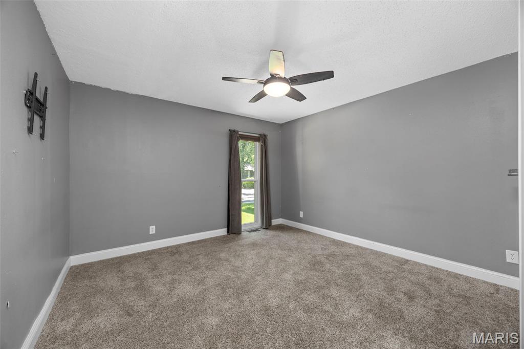 12194 Nettlewood Court Property Photo 23