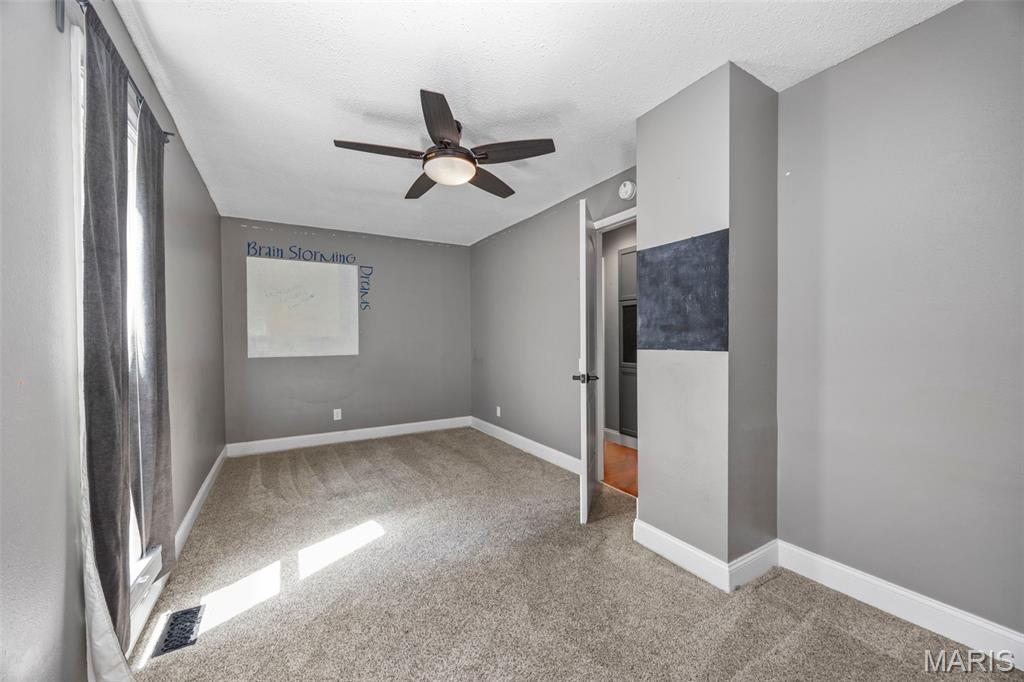 12194 Nettlewood Court Property Photo 28