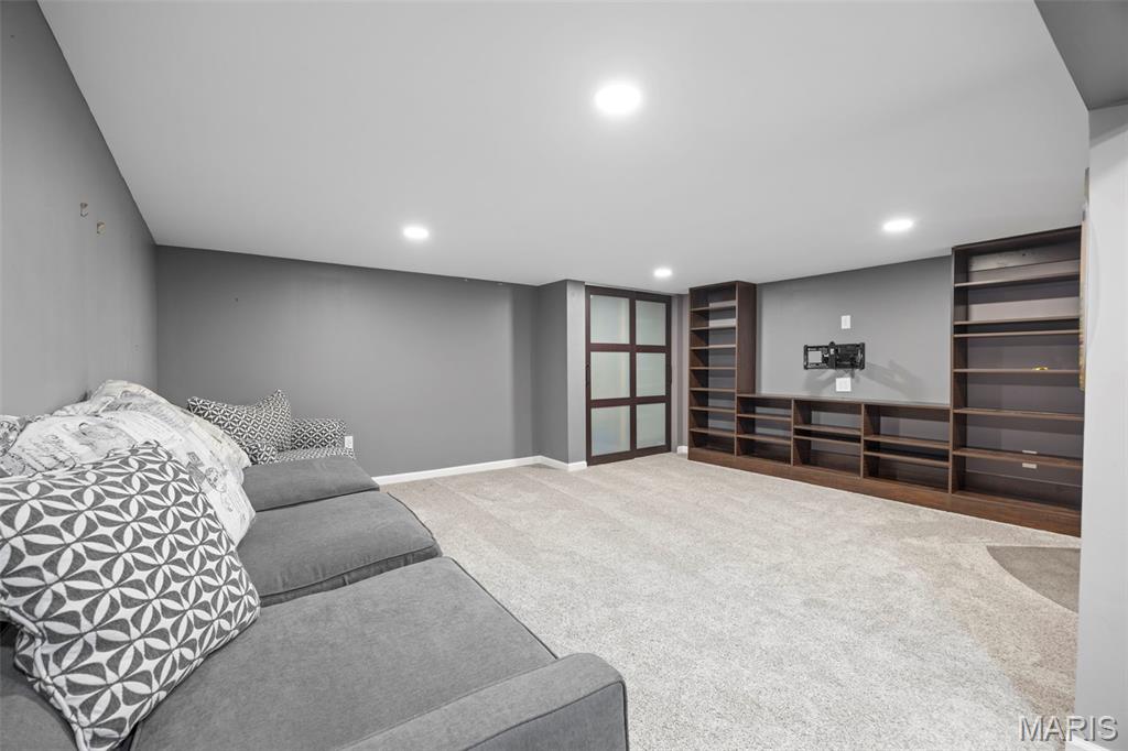 12194 Nettlewood Court Property Photo 34