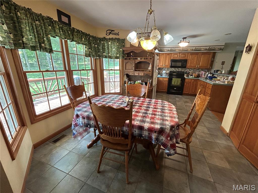 834 College Road Property Photo 29