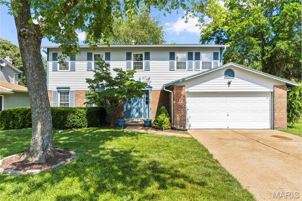 700 Eastbridge Drive Property Photo 1