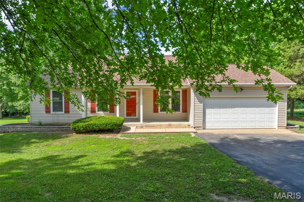 5265 Country Club Road Property Photo 1