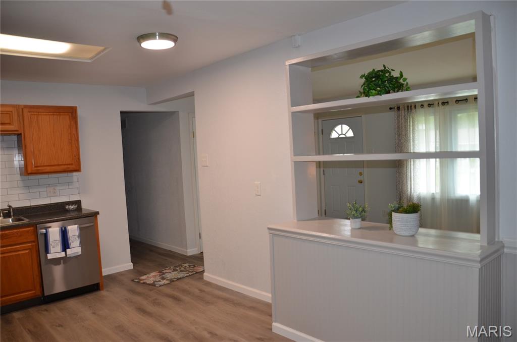 40 Cedar Ridge Drive Property Photo 3