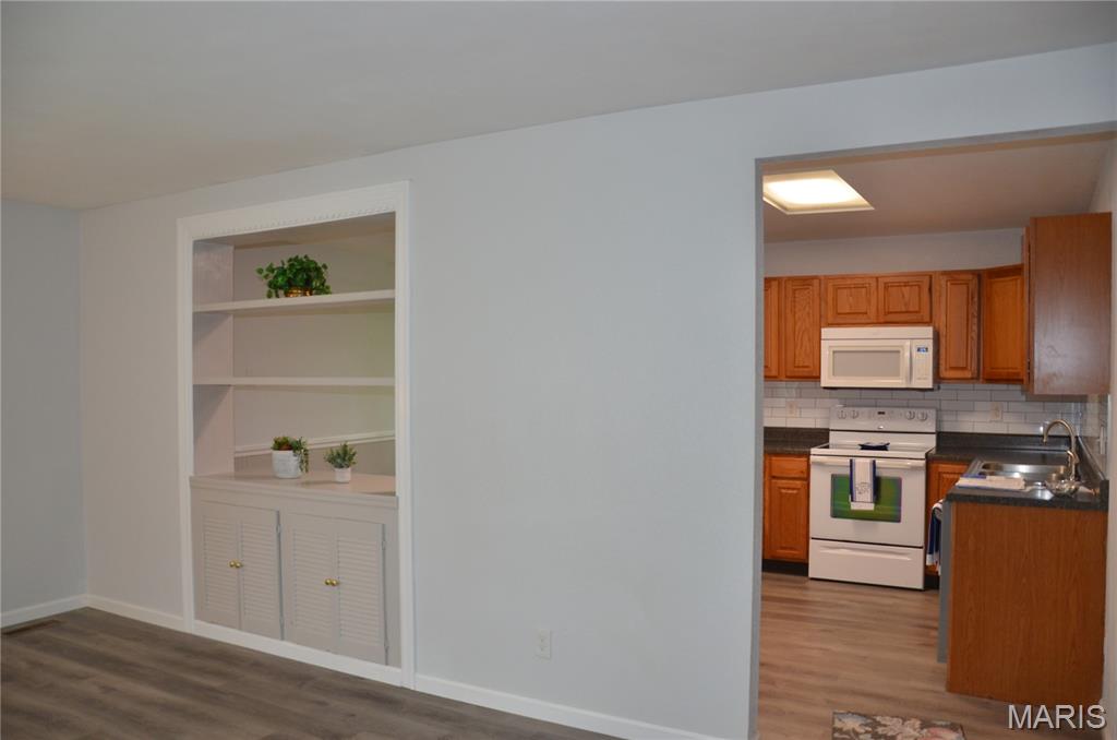 40 Cedar Ridge Drive Property Photo 7