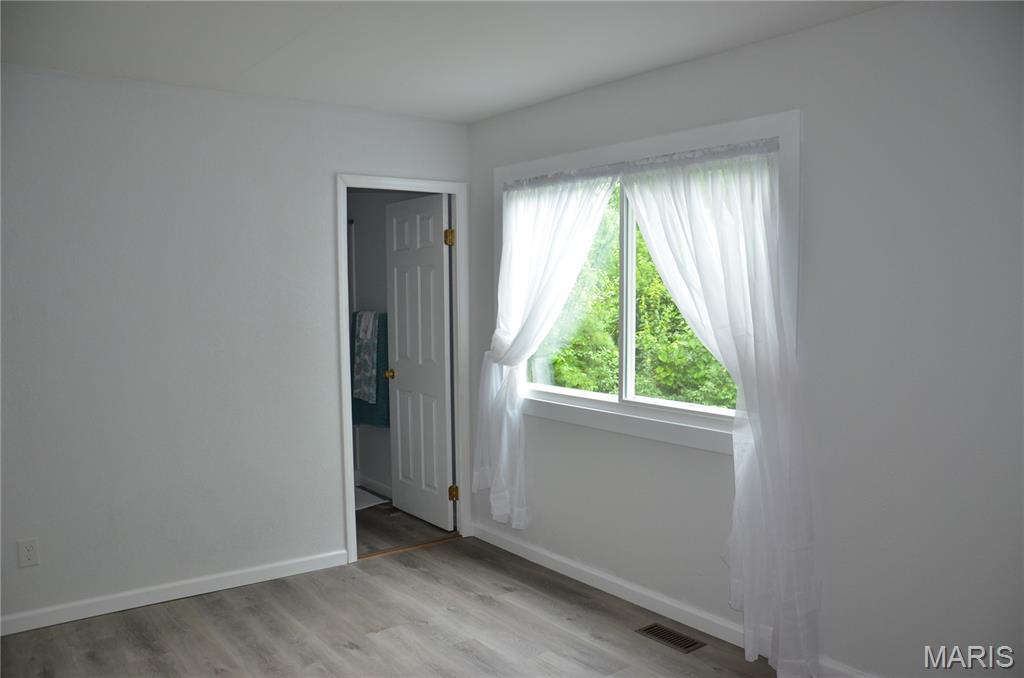 40 Cedar Ridge Drive Property Photo 10