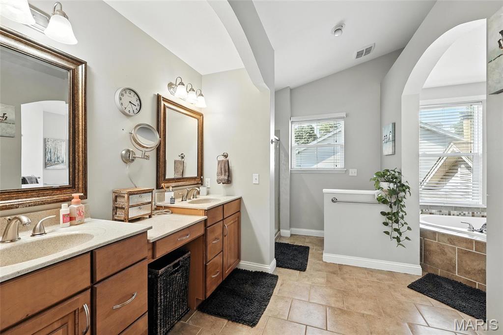 2039 Meramec Meadows Drive Property Photo 46