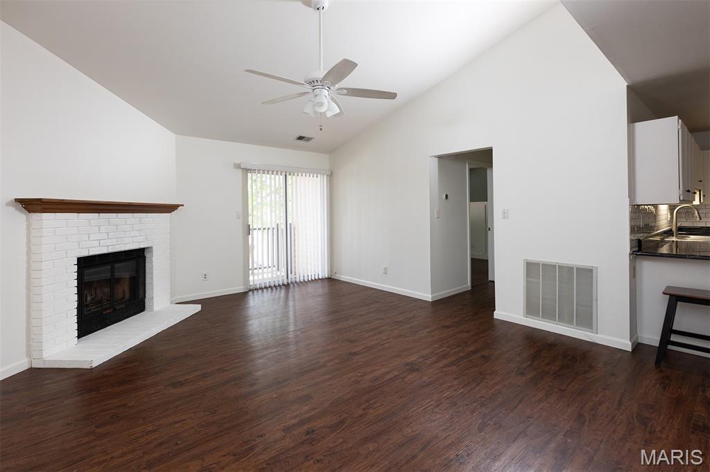 1316 Holgate G6 Property Photo 6