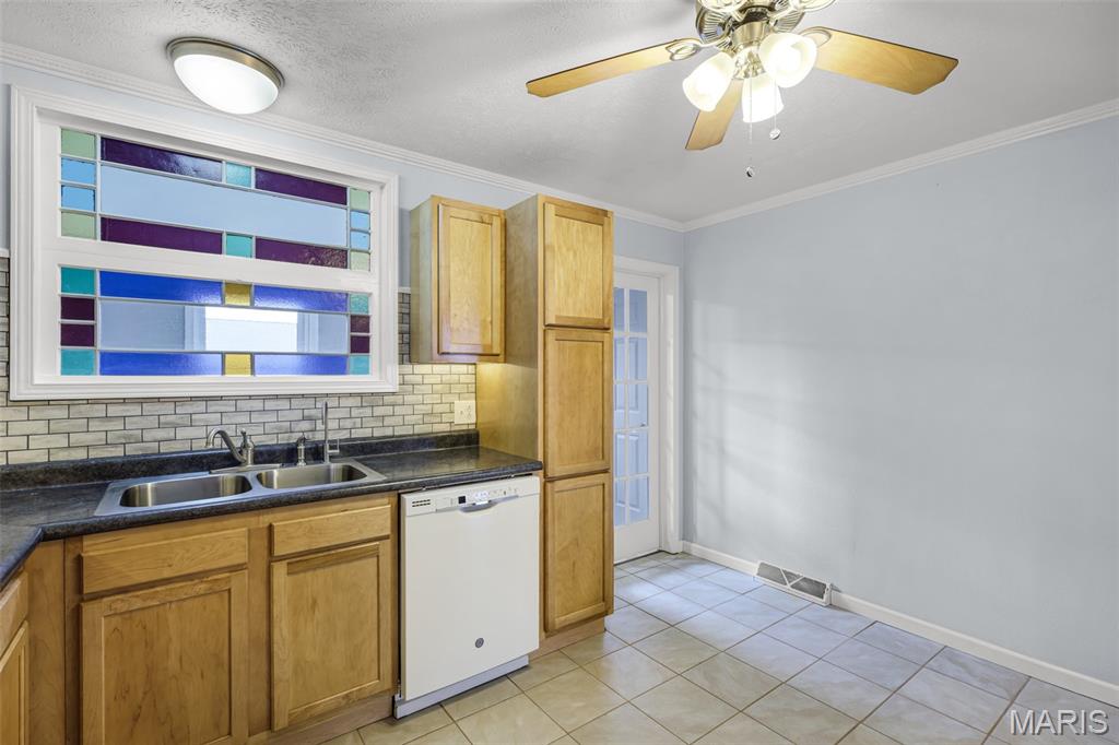 309 Wickliffe Street Property Photo 12