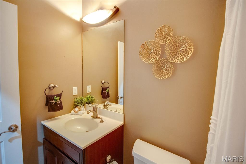 105 Lake Drive Property Photo 36