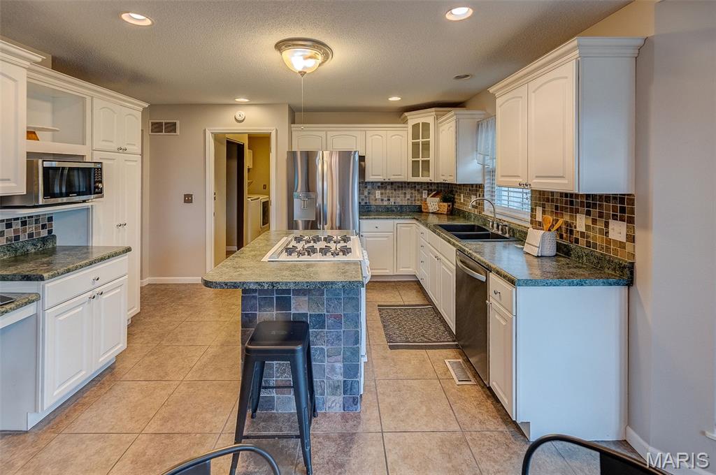 144 Westmoreland Drive Property Photo 17