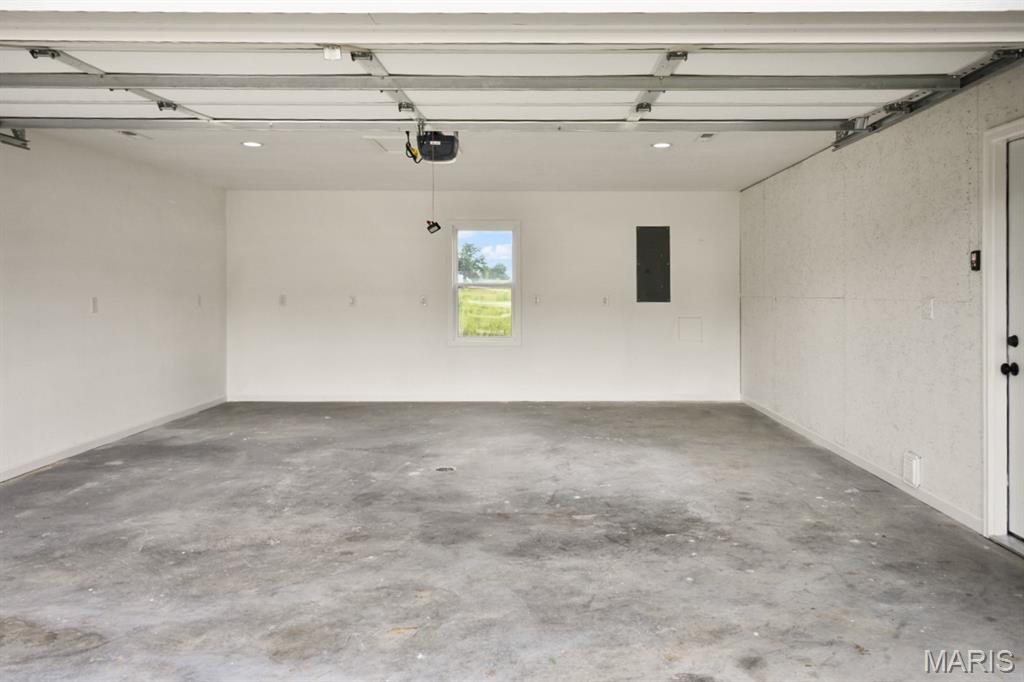 806 E Dover Street Property Photo 15