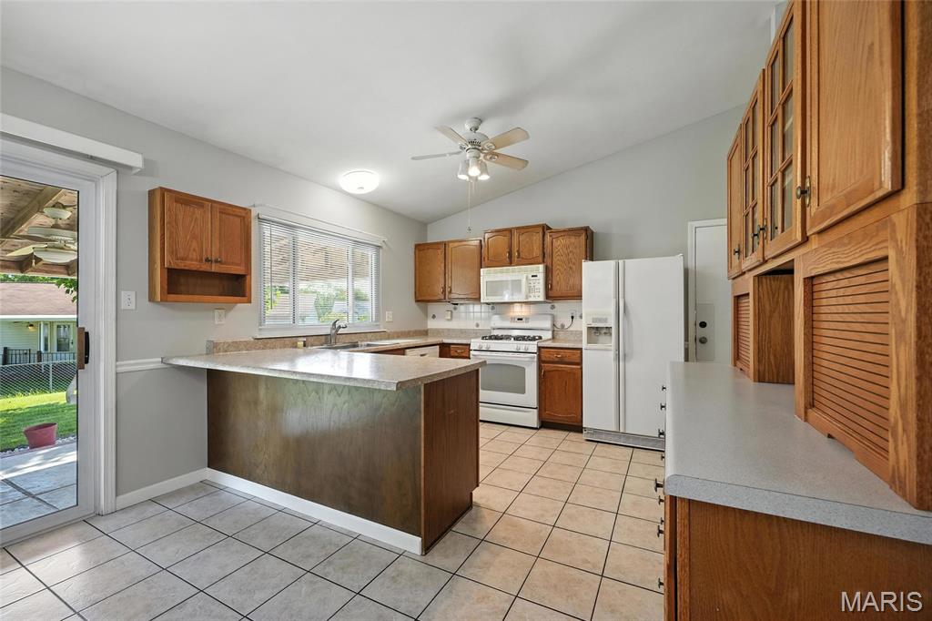 1162 Spencer Road Property Photo 5