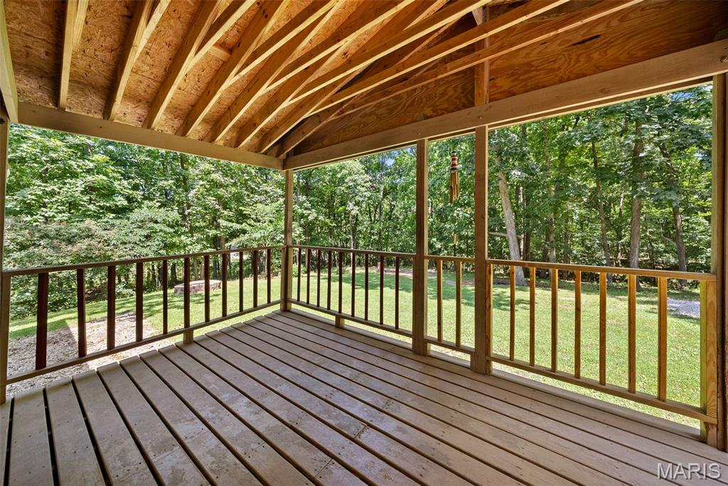 12931 Squirrel Run Property Photo 3