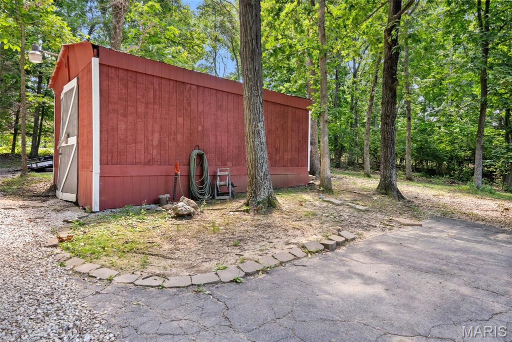12931 Squirrel Run Property Photo 6