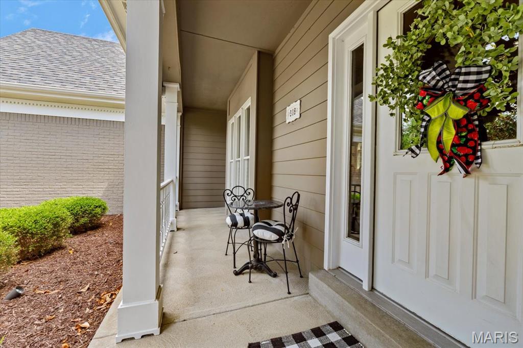 318 Berry Bush Court Property Photo 2