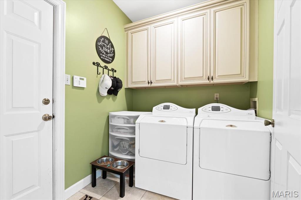 318 Berry Bush Court Property Photo 48