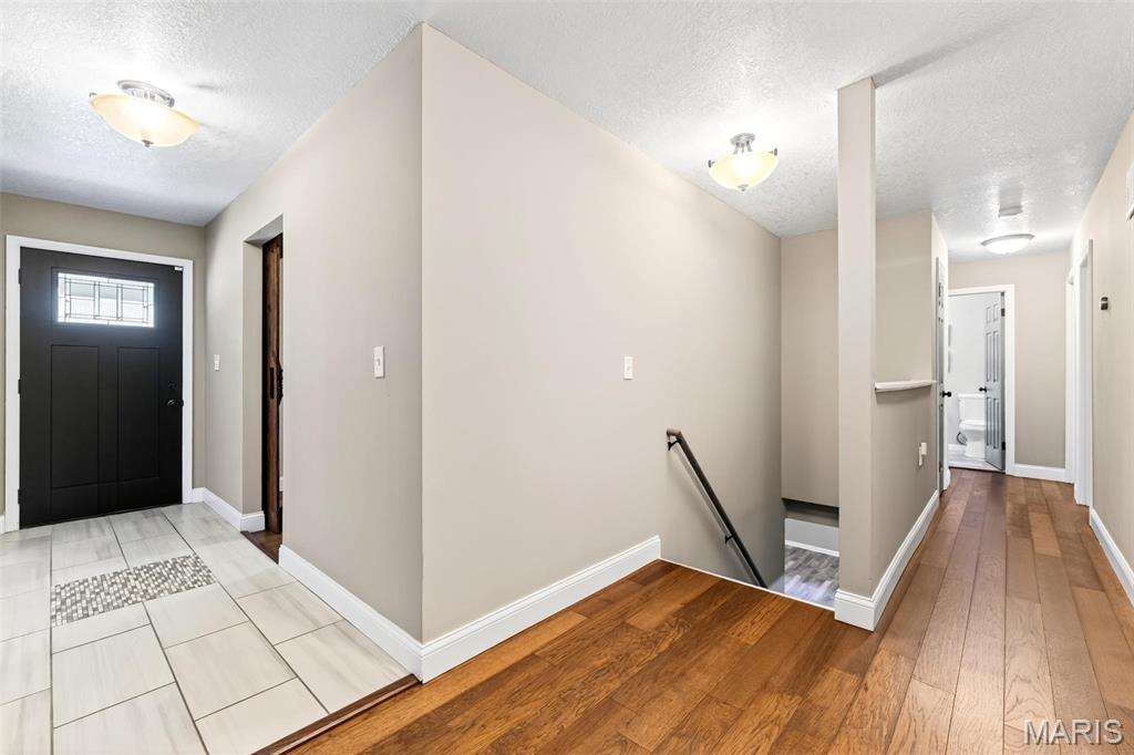 1014 Bedford Lane Property Photo 7