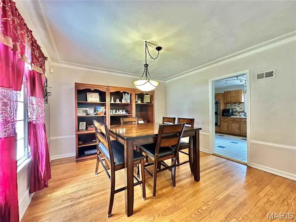 37 Fairview Property Photo 9