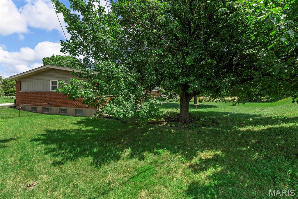 2700 Suffolk Place Property Photo 8