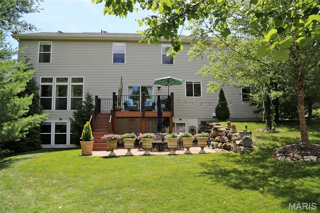 27 Carlton Lake Court Property Photo 8