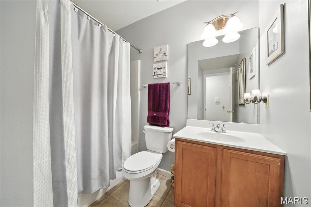 27 Carlton Lake Court Property Photo 29