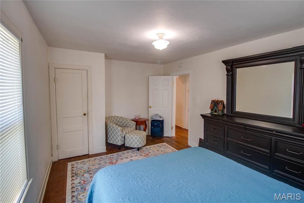 201 Oak Street Property Photo 22