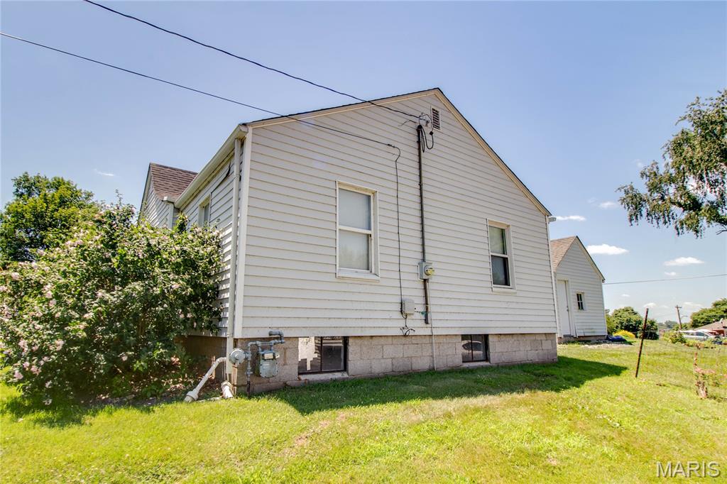 201 Oak Street Property Photo 29
