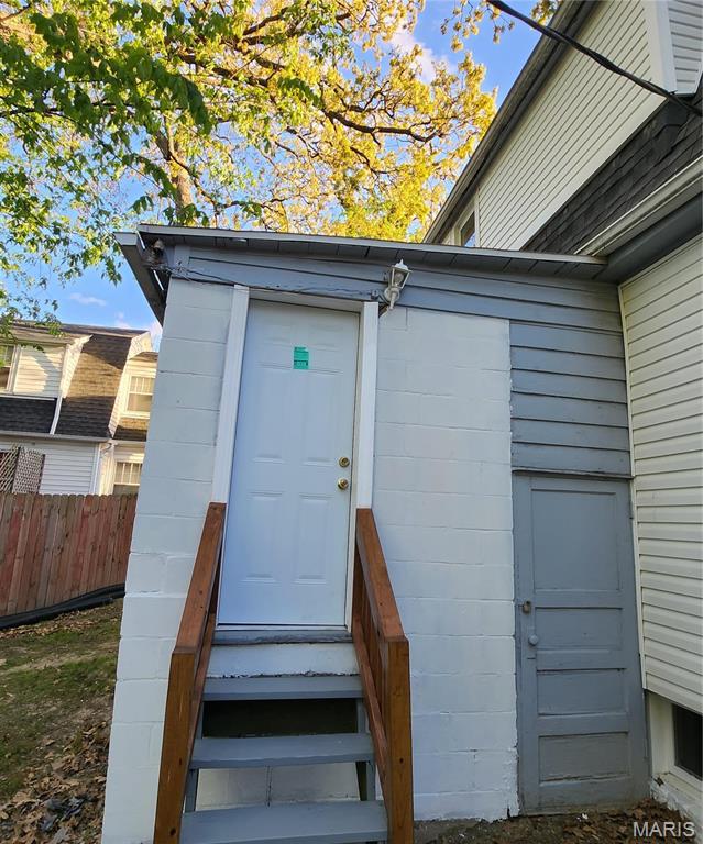 2020 S Brentwood Boulevard Property Photo 5