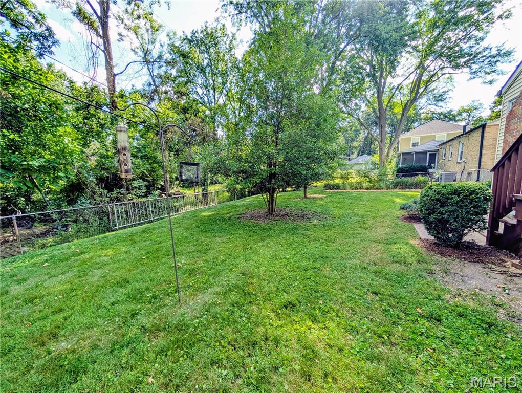 458 Woodlawn Estates Drive Property Photo 30