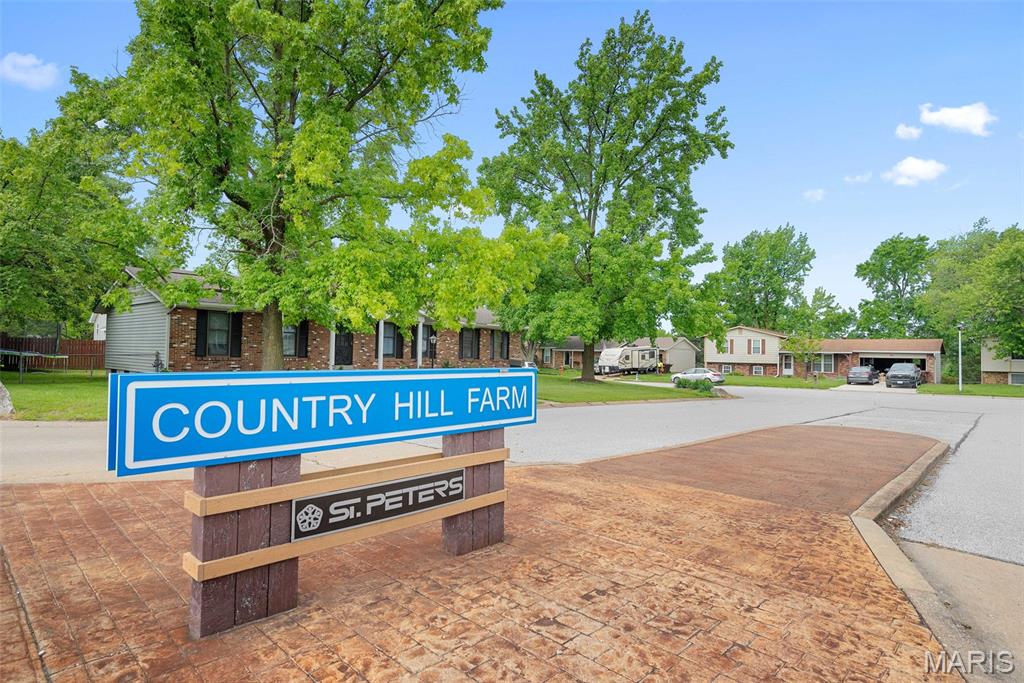 2 Country Farm Boulevard Property Photo 41