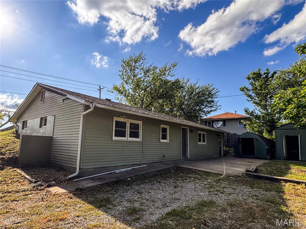 8600 N Highway Vv Property Photo 1