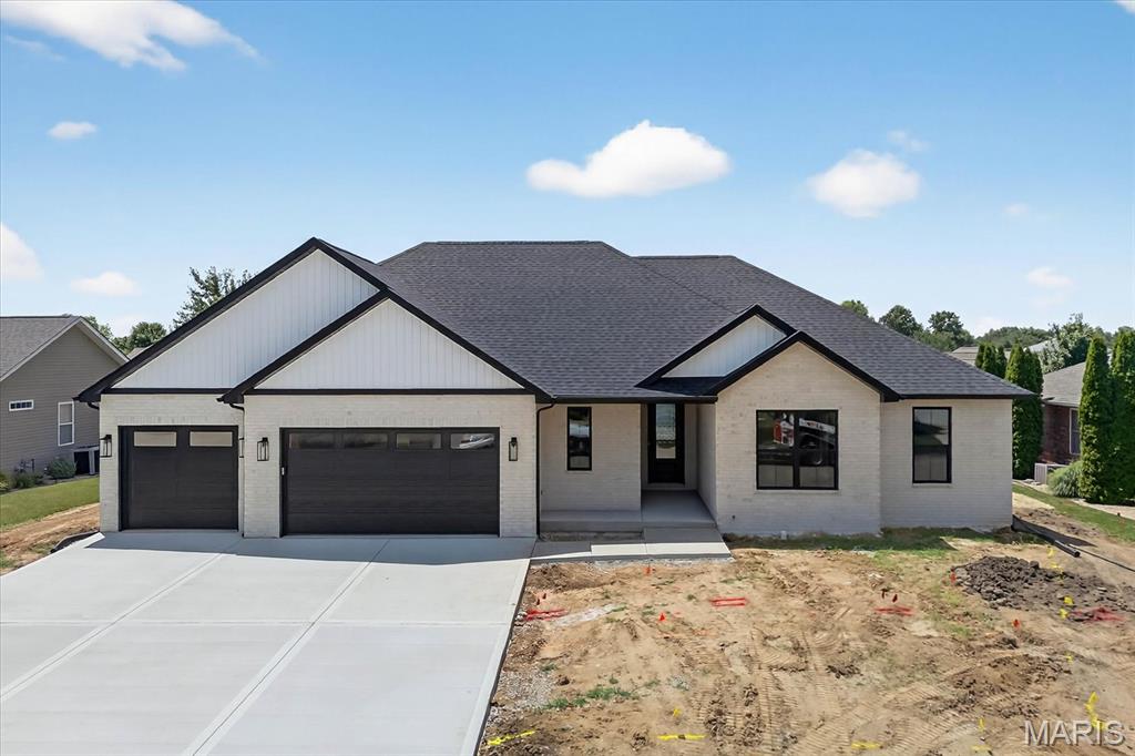 125 Gladwyn Drive Property Photo 1