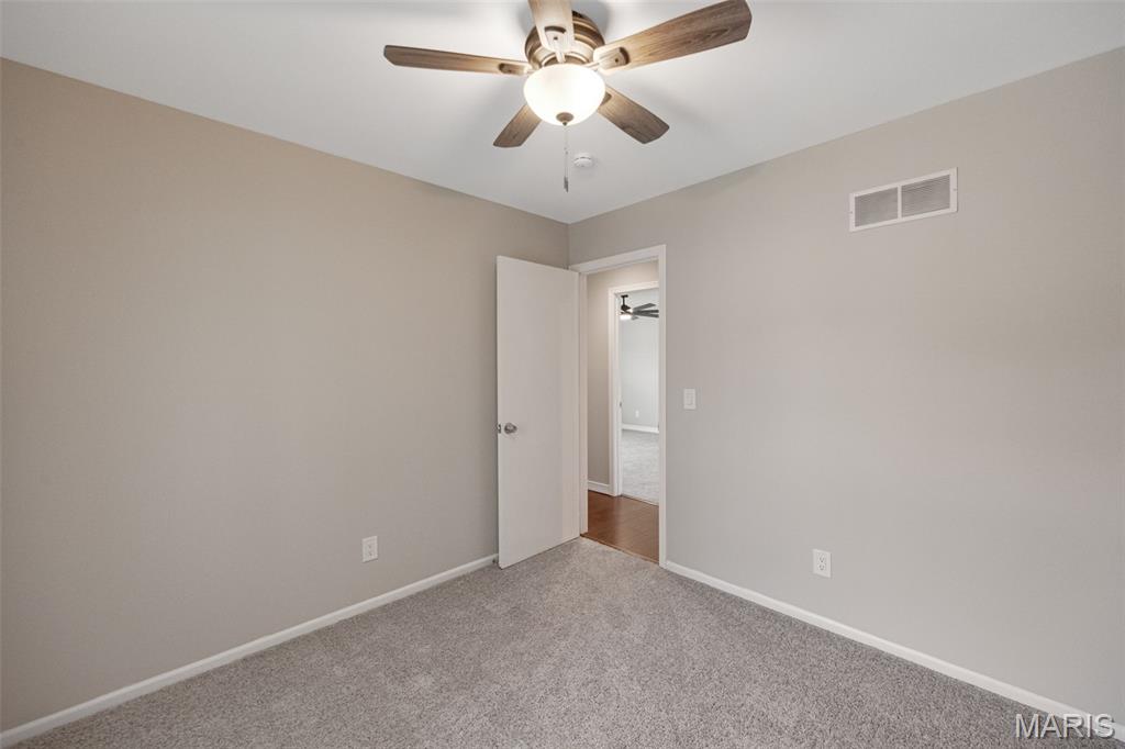 637 Oregon Trail Court Property Photo 16