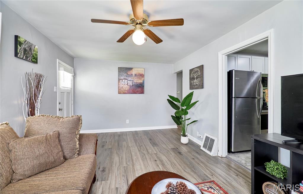 3109 Pearl Harbor Drive Property Photo 4