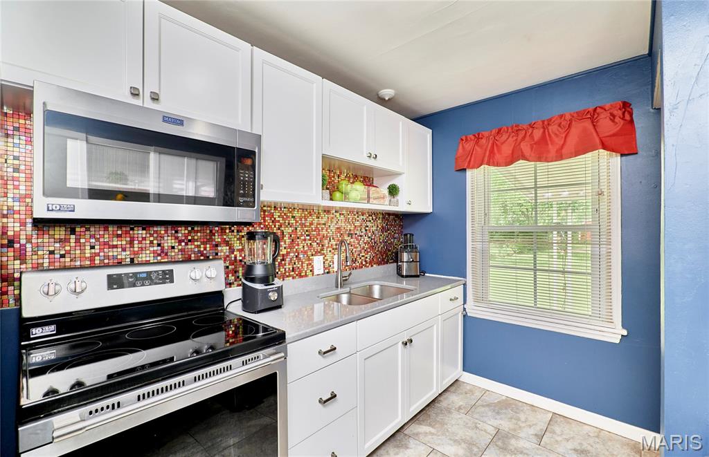 3109 Pearl Harbor Drive Property Photo 7