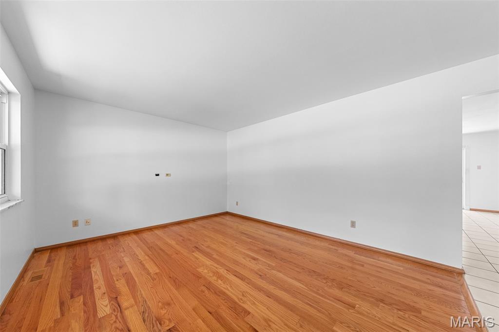 6 Ashgate Court Property Photo 4