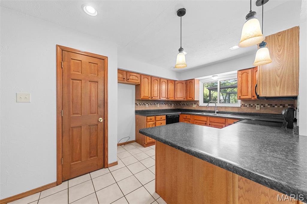 6 Ashgate Court Property Photo 11