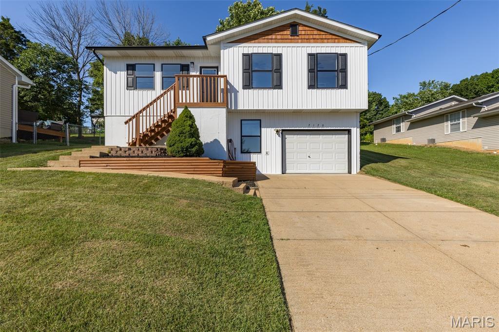 2120 Meadow Brook Drive Property Photo 1