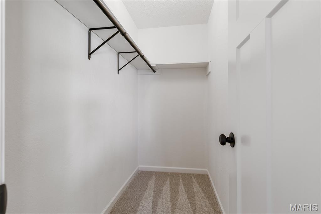 2120 Meadow Brook Drive Property Photo 20