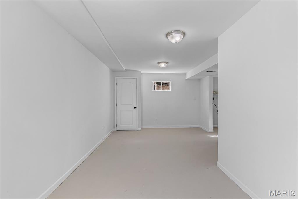 2120 Meadow Brook Drive Property Photo 22