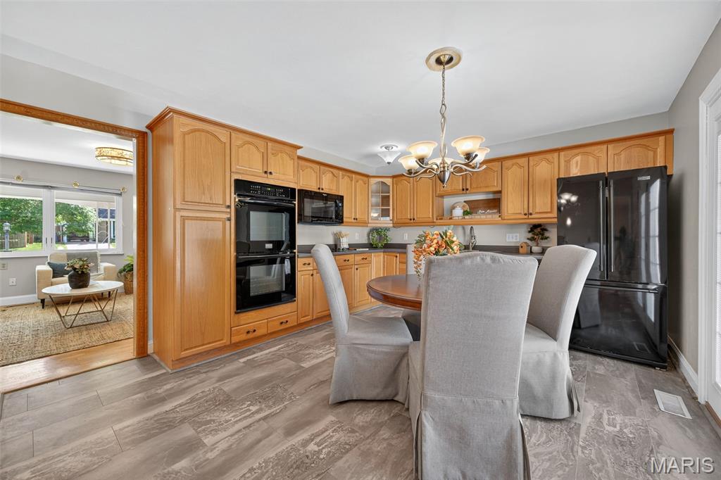 2255 Murray Forest Drive Property Photo 6