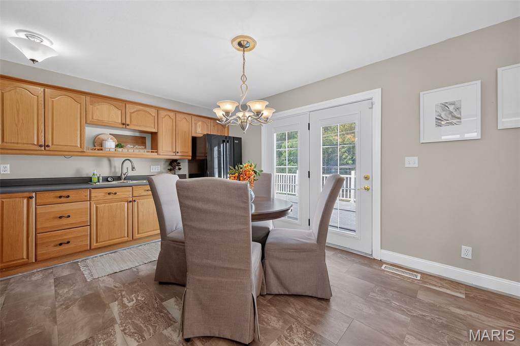 2255 Murray Forest Drive Property Photo 8