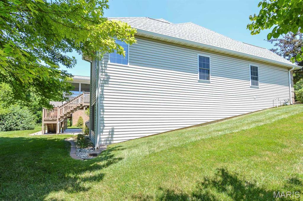 15 Fox Mill Drive Property Photo 17